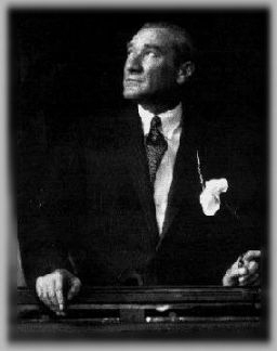 Ulu nder Mustafa Kemal Atatrk
